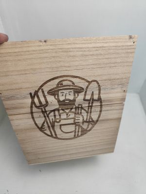 Custom plant pot with name logo or message — Engraved plant pot personalised to order, ideal for gardeners and plant lovers.