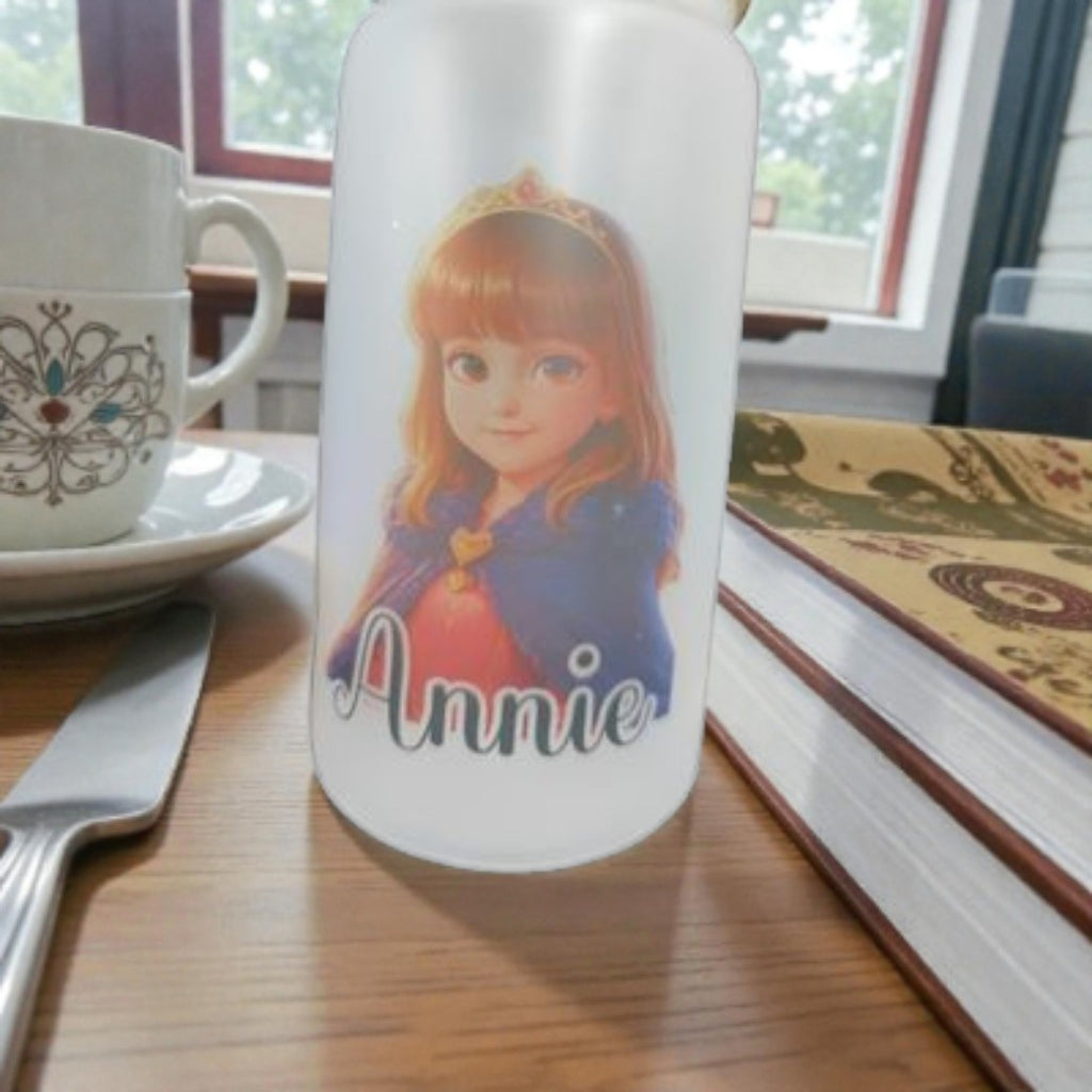 Eco frosted tumbler custom name and message — Frosted glass cup featuring a bamboo lid, reusable straw and engraved personalised wording.